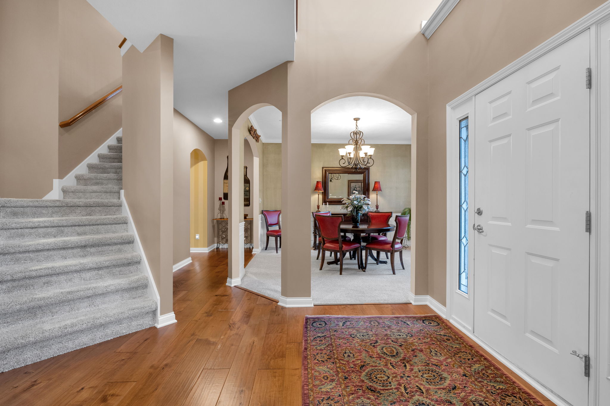  Photo 8