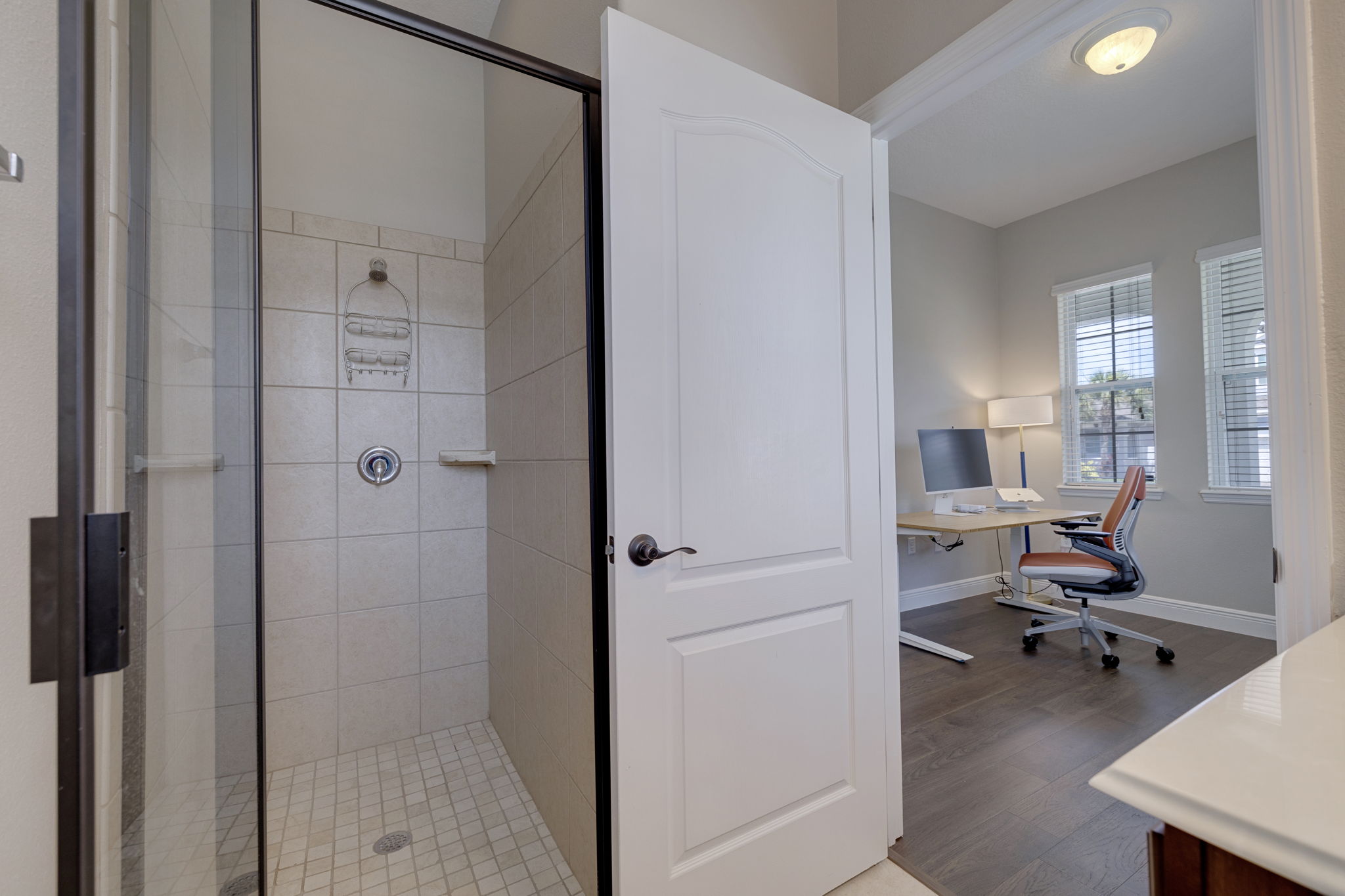 AB3_7515 S Trask St-13