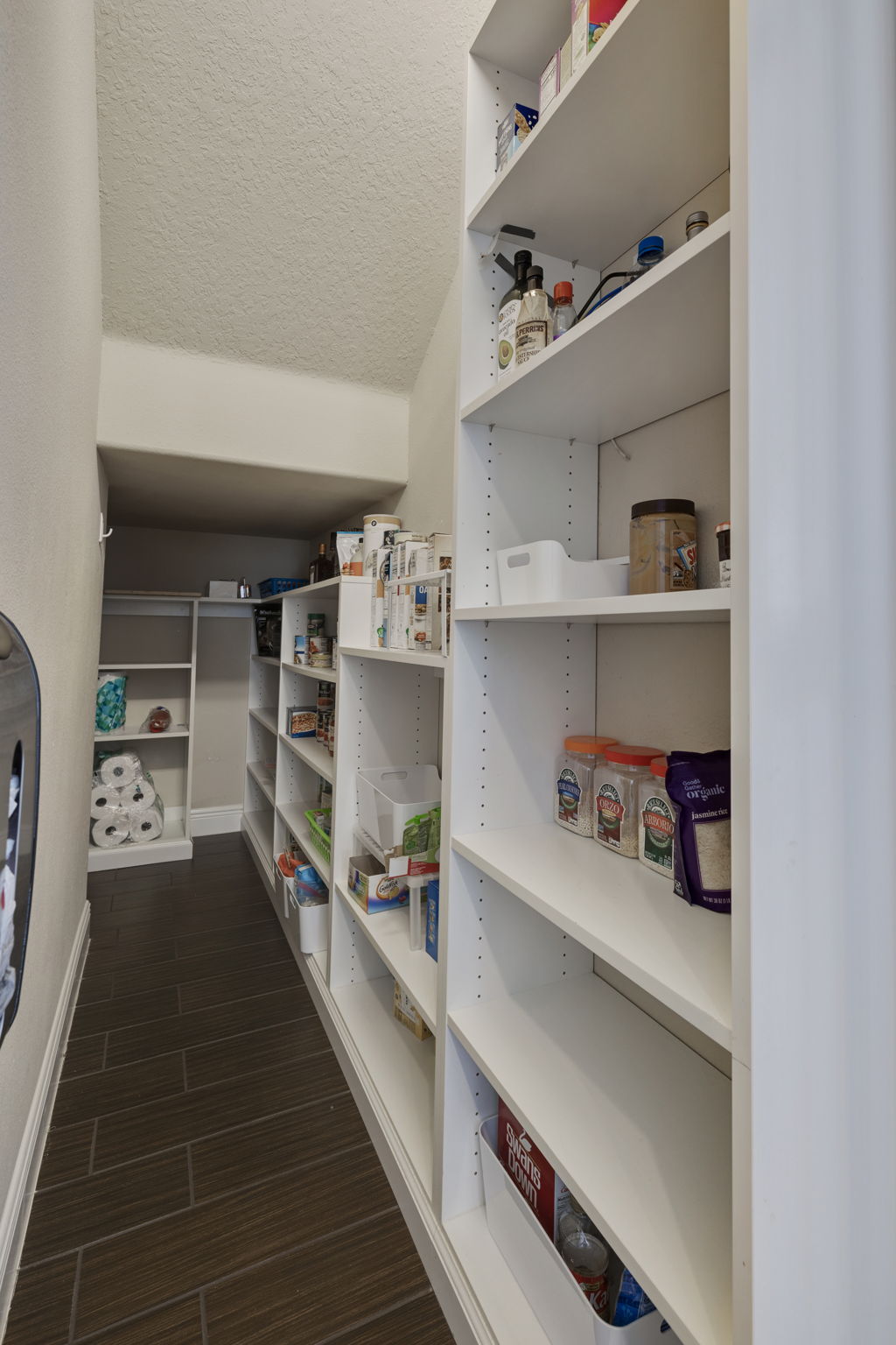 AB3_7515 S Trask St-24