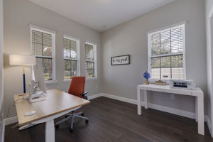 AB3_7515 S Trask St-11