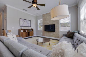 AB3_7515 S Trask St-22