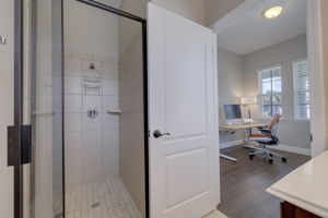 AB3_7515 S Trask St-13