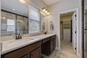 AB3_7515 S Trask St-29