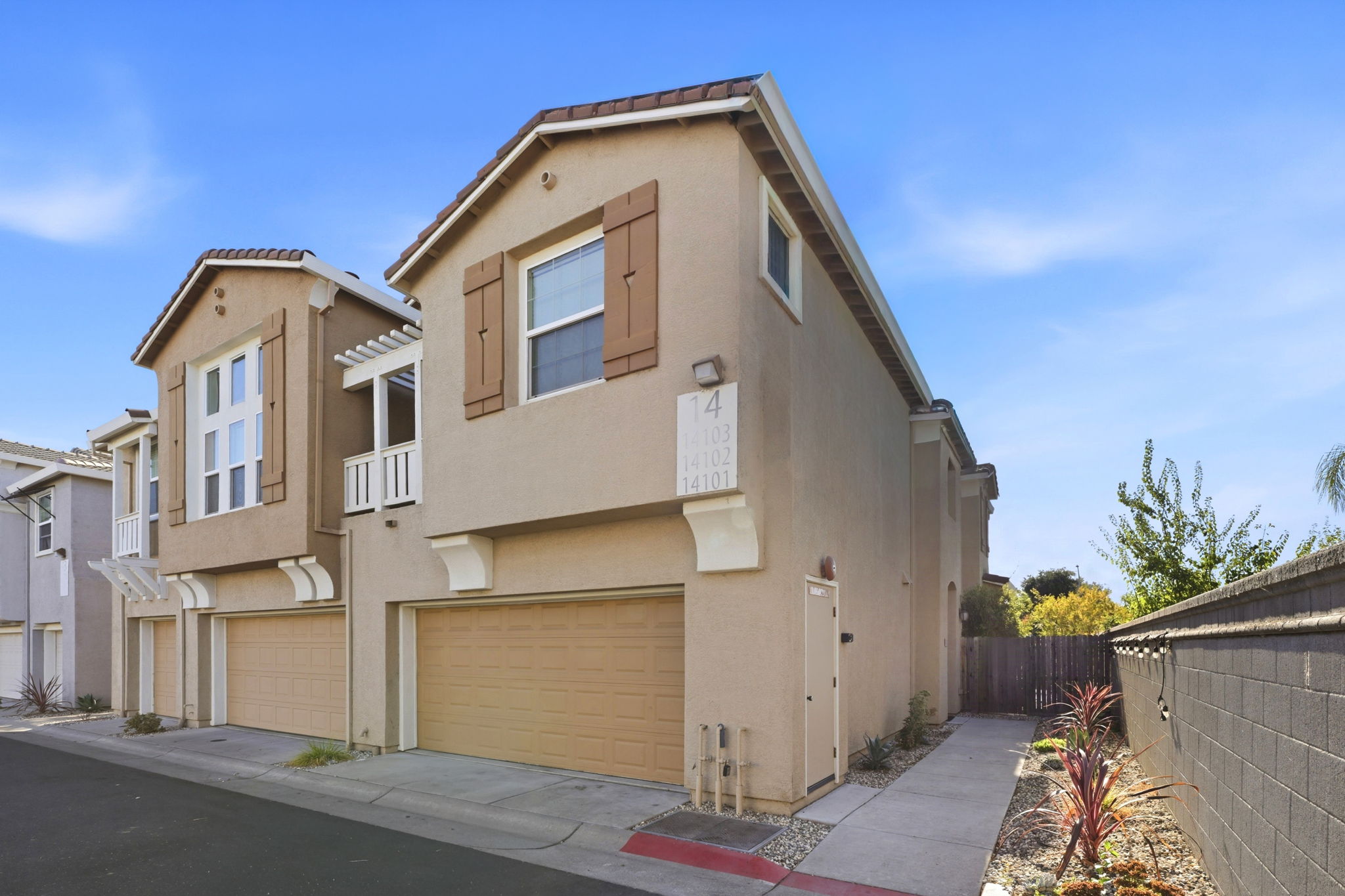 046_F8_7515 Sheldon Rd
