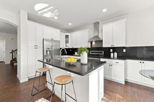 016_F8_7515 Sheldon Rd