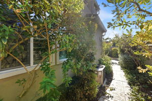 044_F8_7515 Sheldon Rd