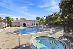 047_F8_7515 Sheldon Rd