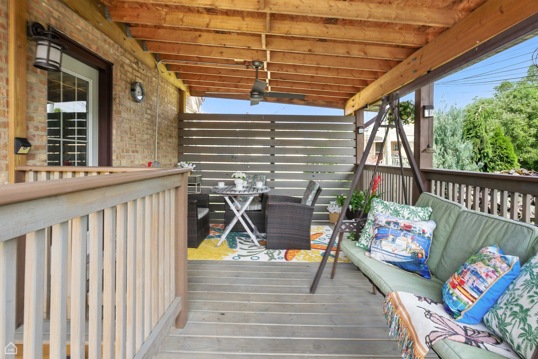 7515 W Roscoe St_015
