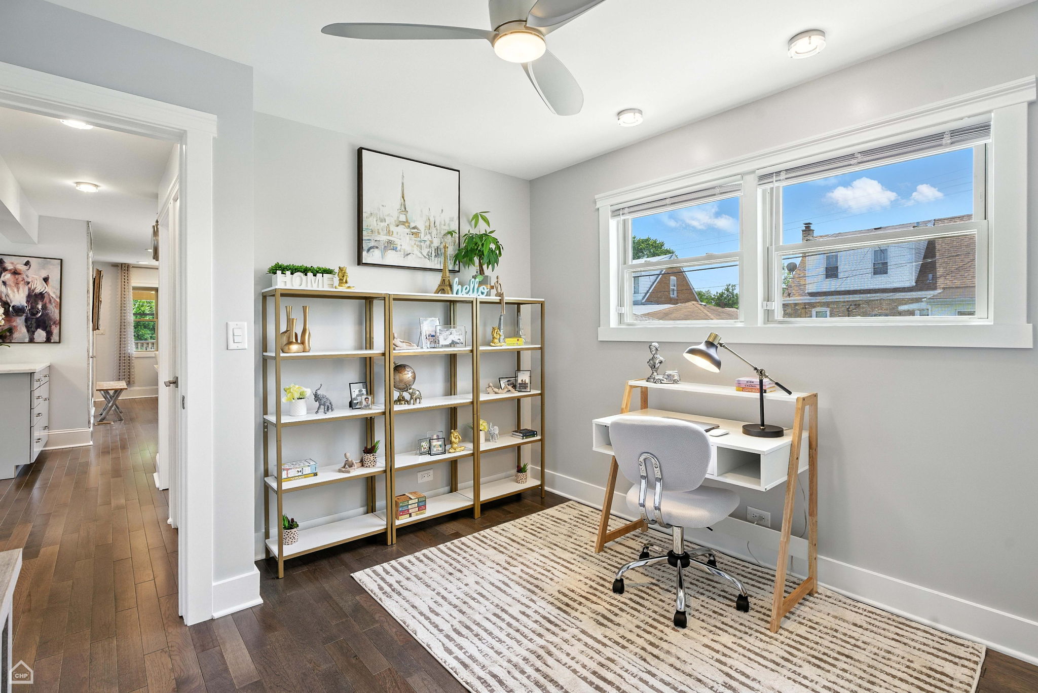 7515 W Roscoe St_046
