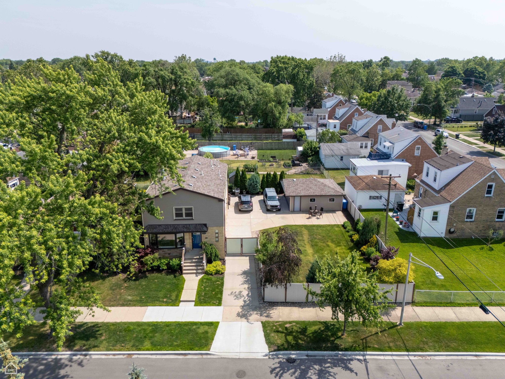 7515 Roscoe - Drone_004