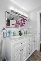 7515 W Roscoe St_059