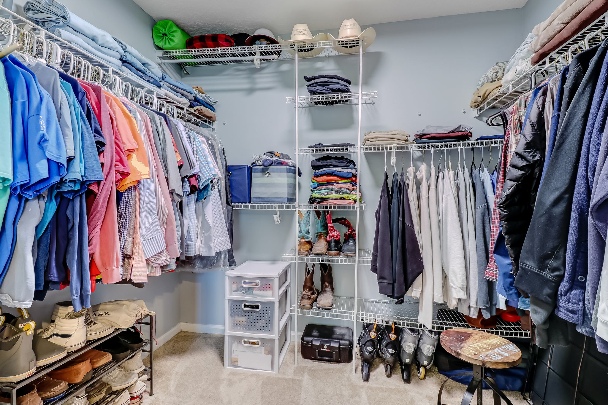 Primary Bedroom Closet