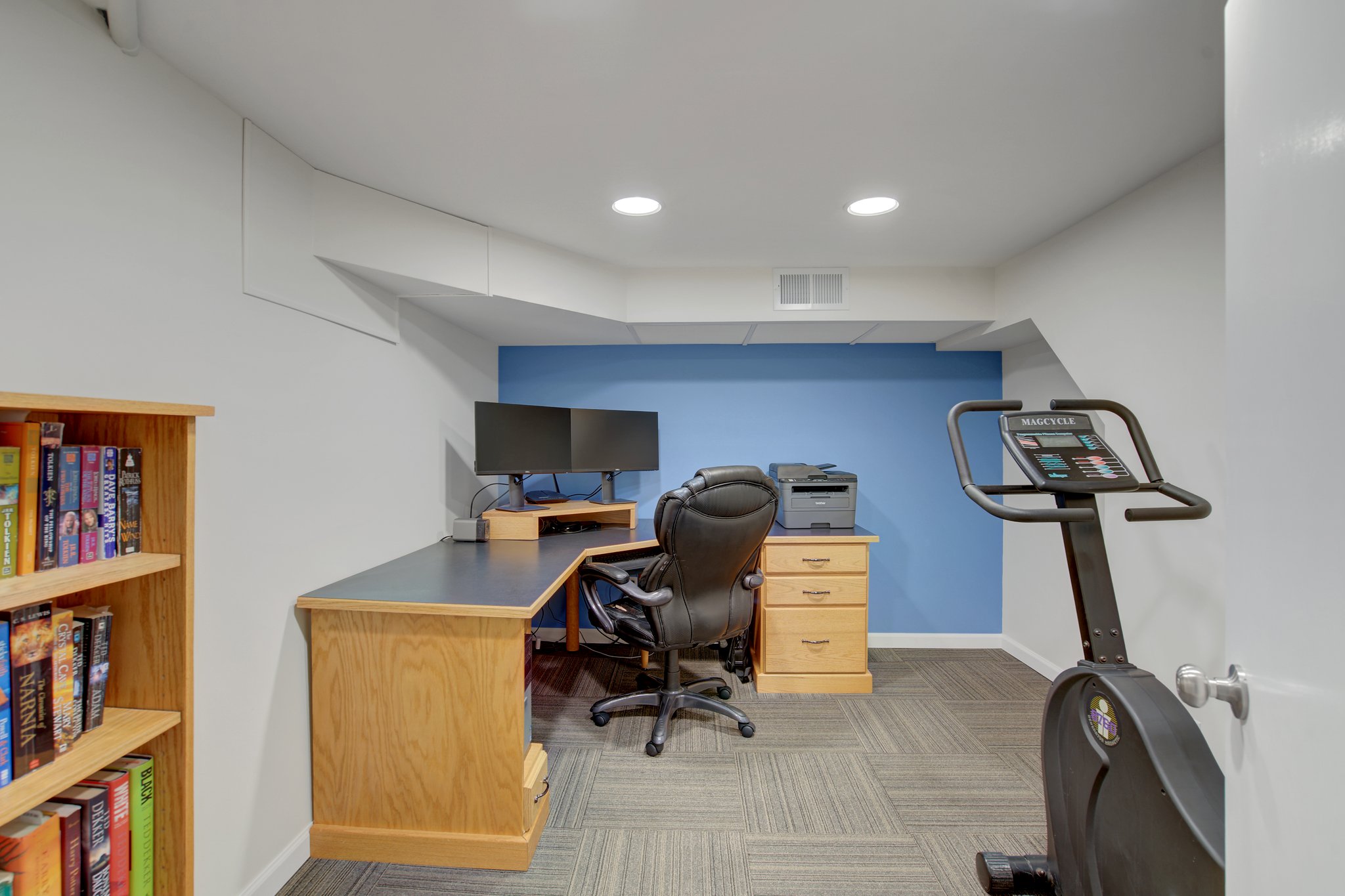 7517 4th St NE, Fridley, MN 55432, US Photo 25