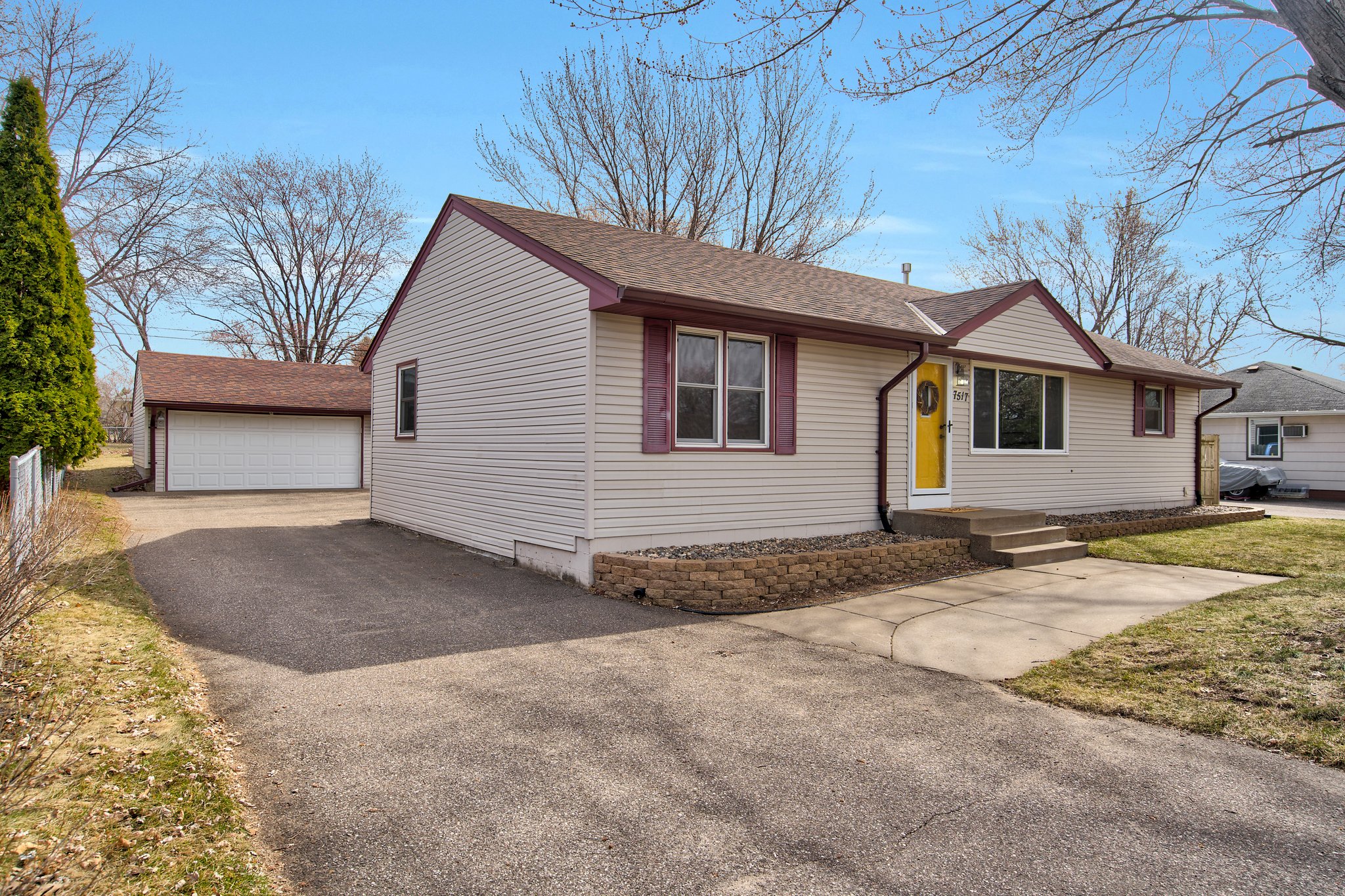 7517 4th St NE, Fridley, MN 55432, US Photo 33