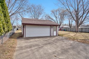 7517 4th St NE, Fridley, MN 55432, US Photo 31