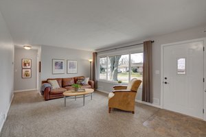 7517 4th St NE, Fridley, MN 55432, US Photo 1