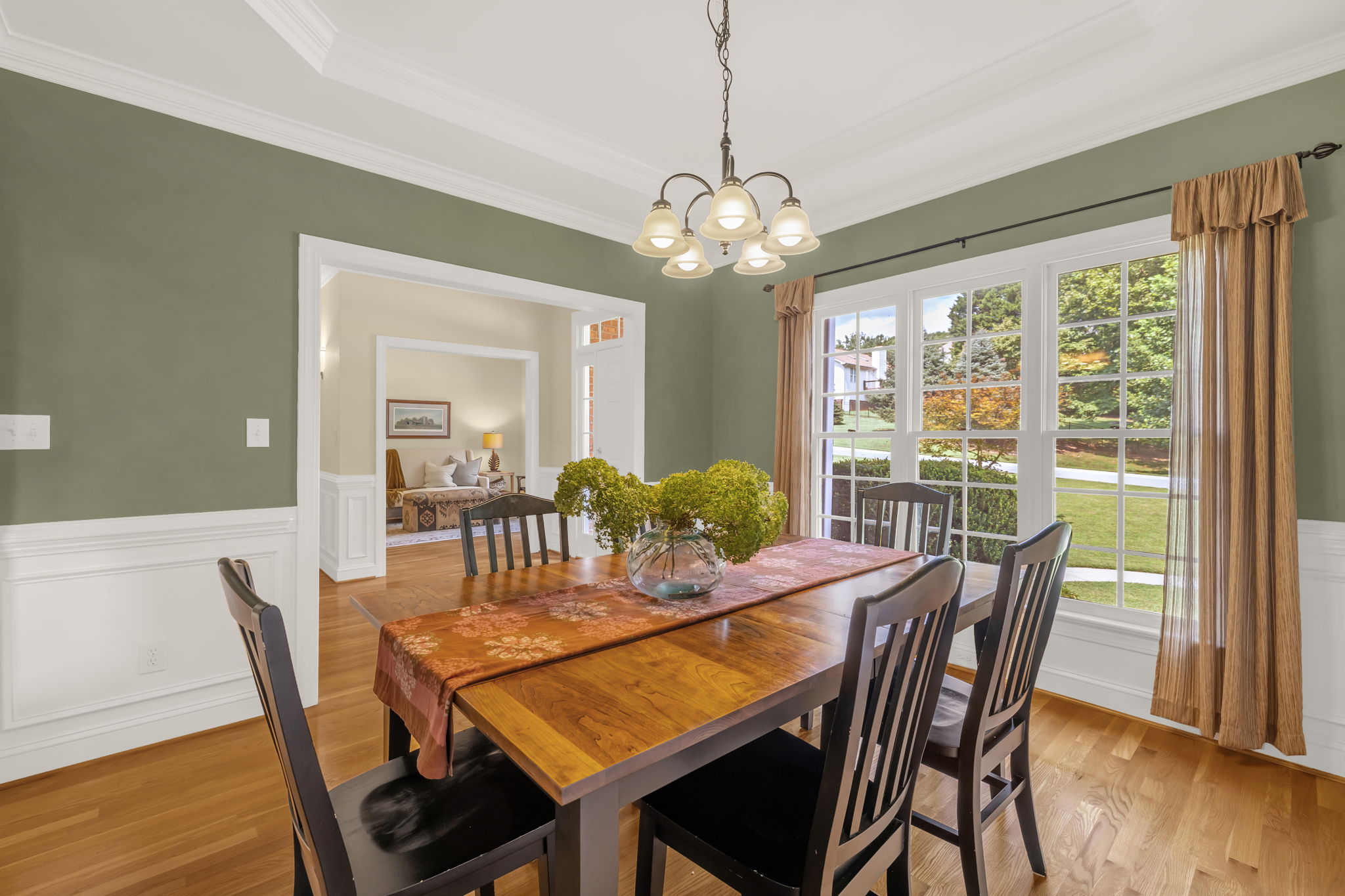 7519 Kristen Dr-8