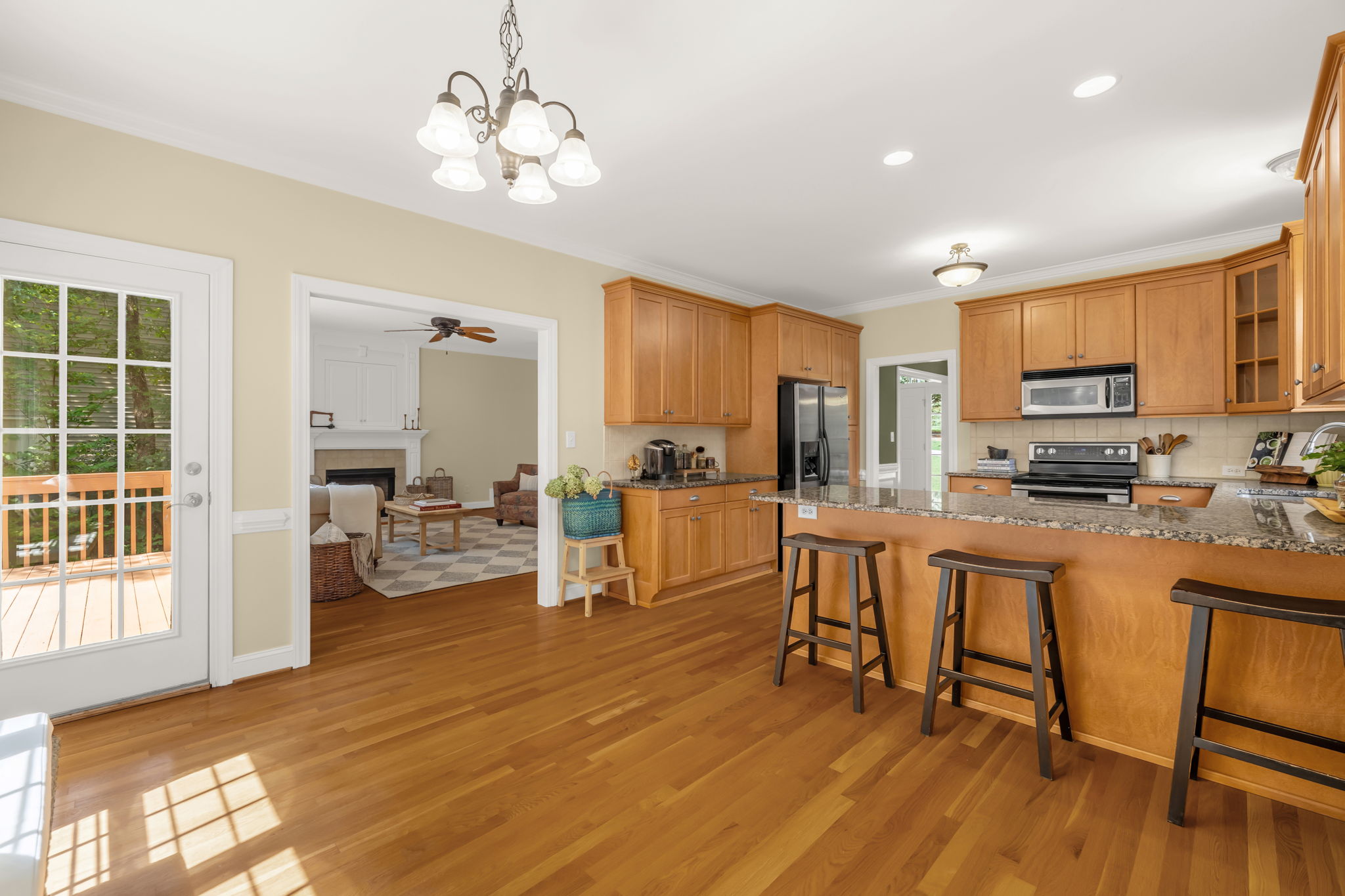 7519 Kristen Dr-18