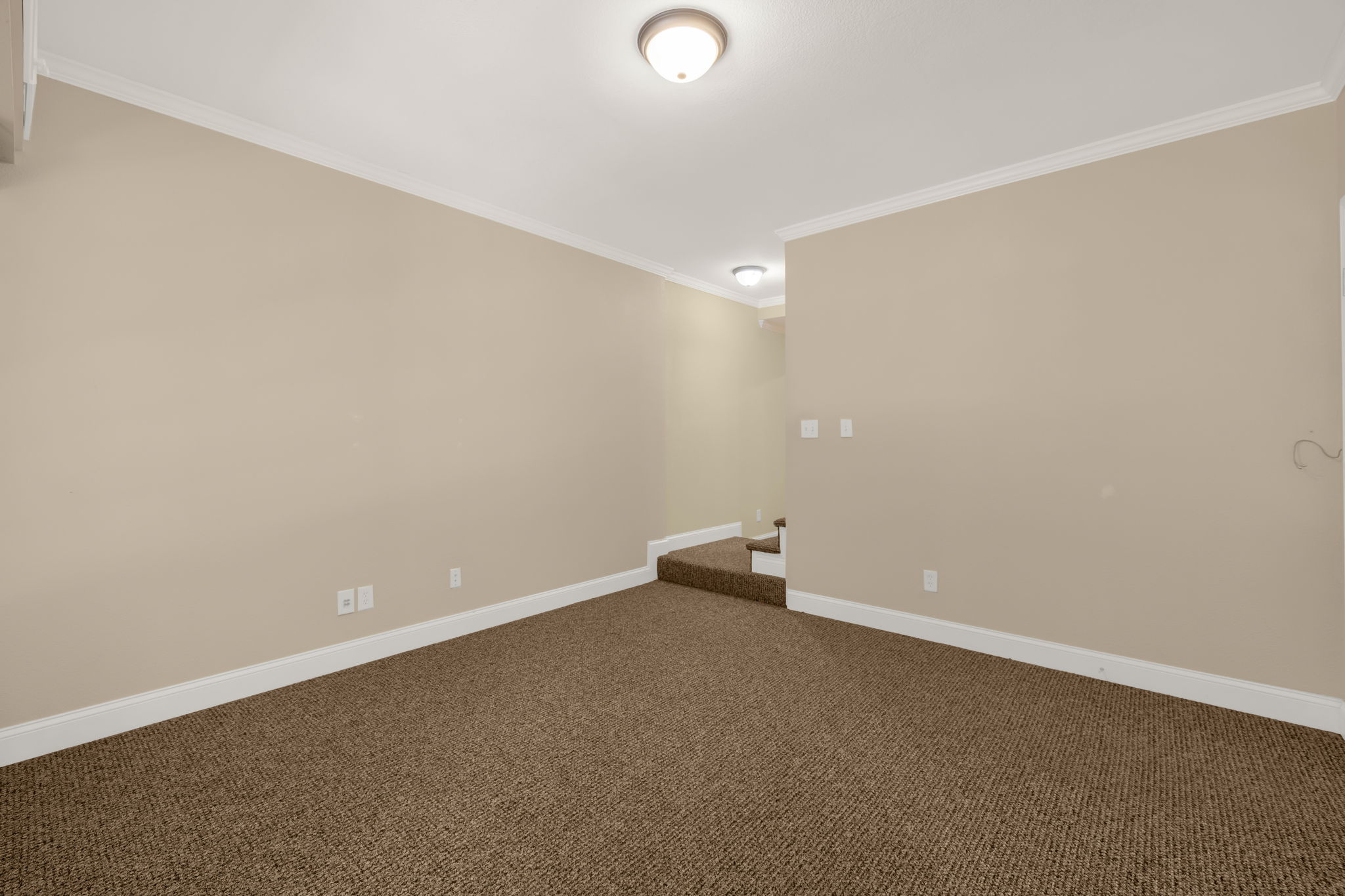 7519 Kristen Dr-33