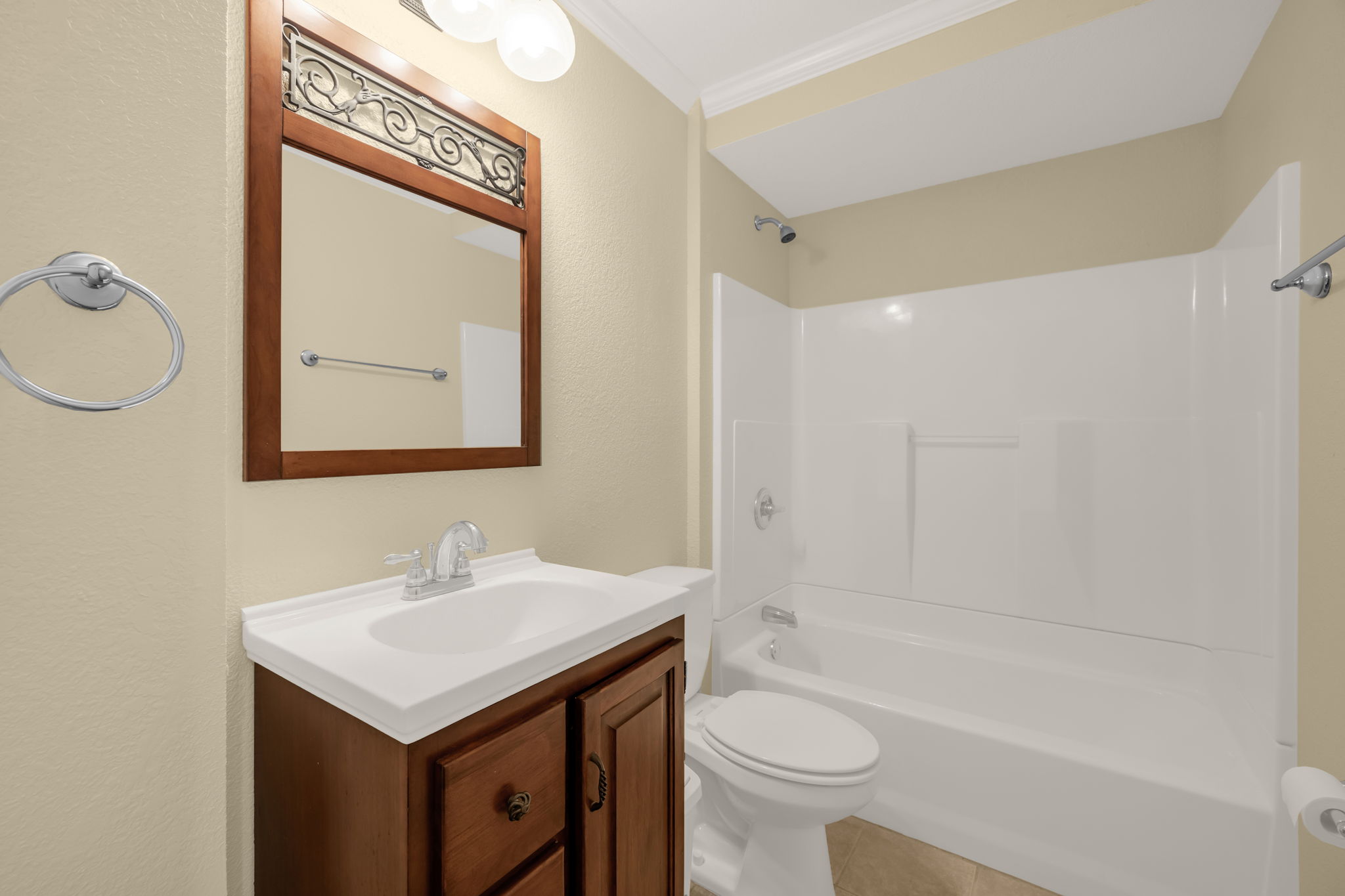 7519 Kristen Dr-34