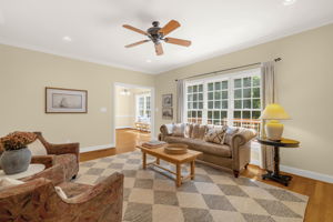 7519 Kristen Dr-16