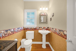 7519 Kristen Dr-23