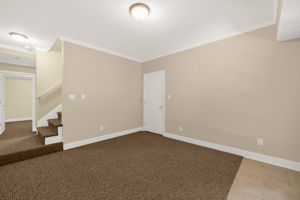 7519 Kristen Dr-32