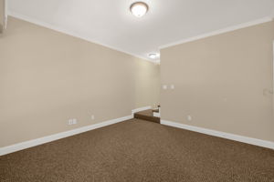 7519 Kristen Dr-33