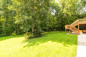 7519 Kristen Dr-41