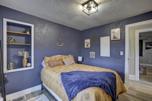  Photo 40
