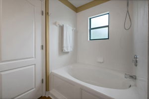 Photo 35