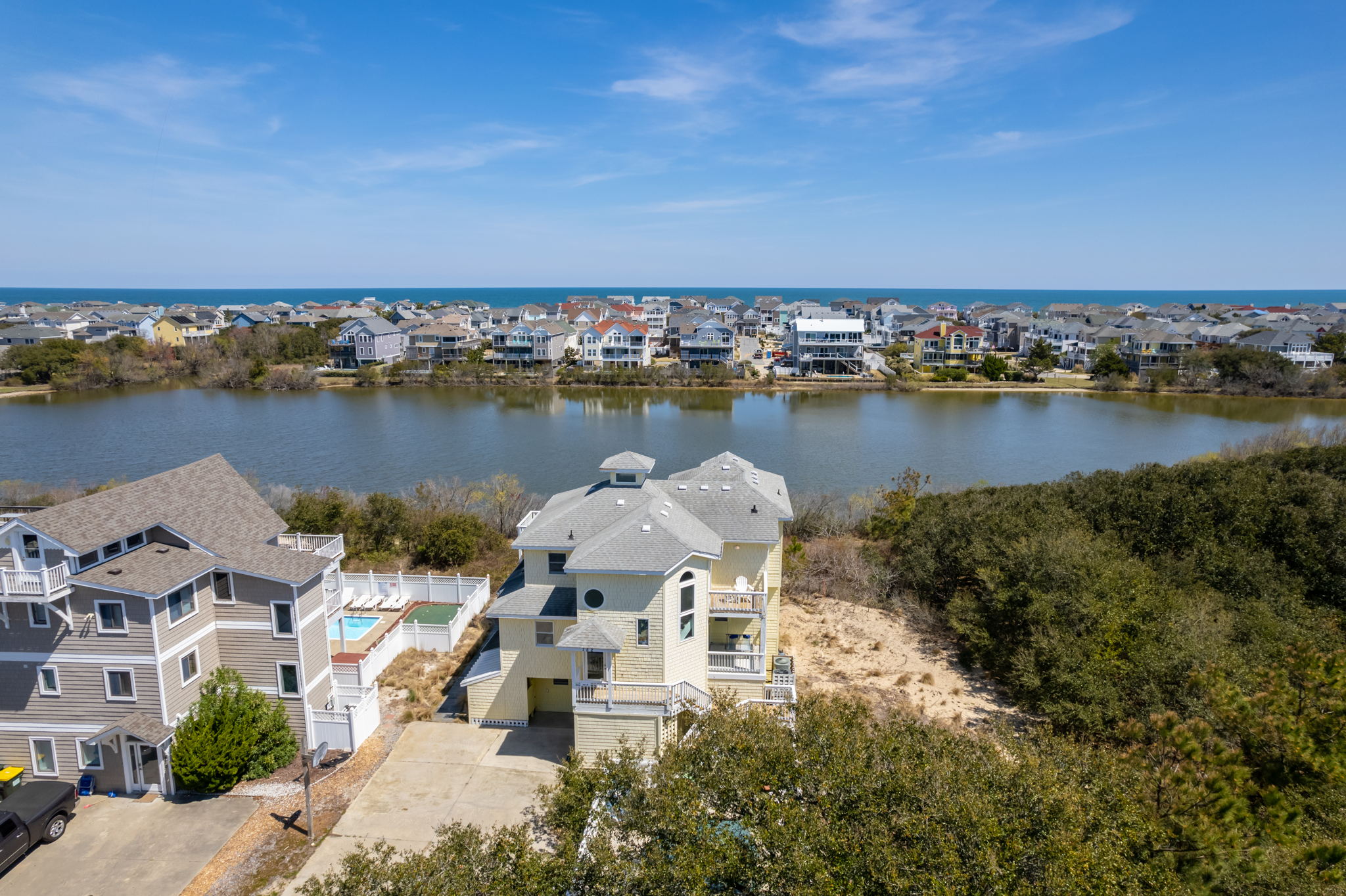 752 Lakeshore Ct | Aerial Front V4