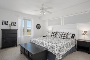 752 Lakeshore Ct | Mid Level Bedroom 4