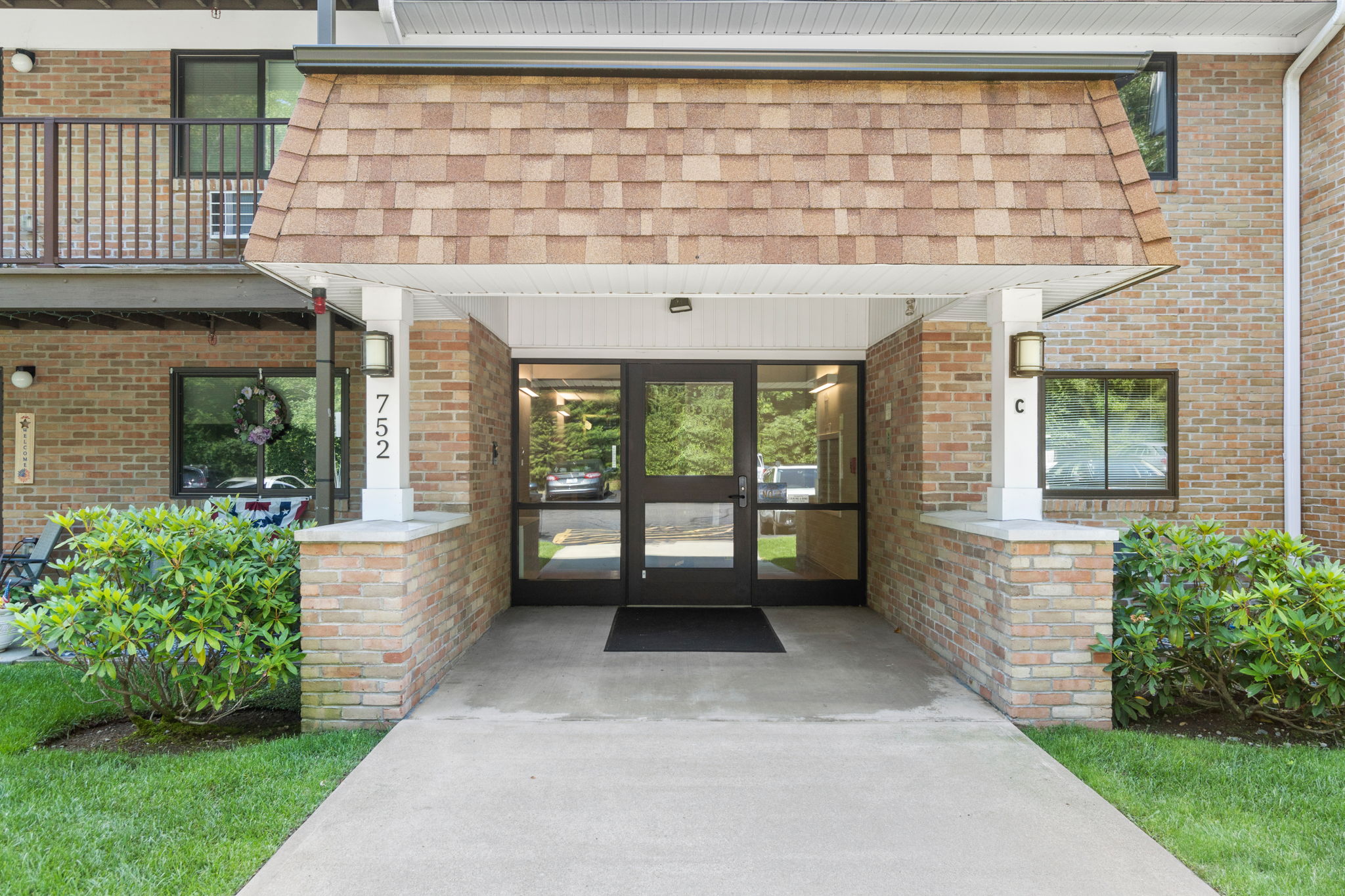 752 Quaker lane C310, Warwick, RI 02818 Image Ten Real Estate