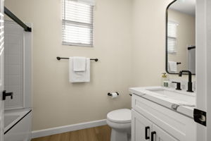  Photo 31