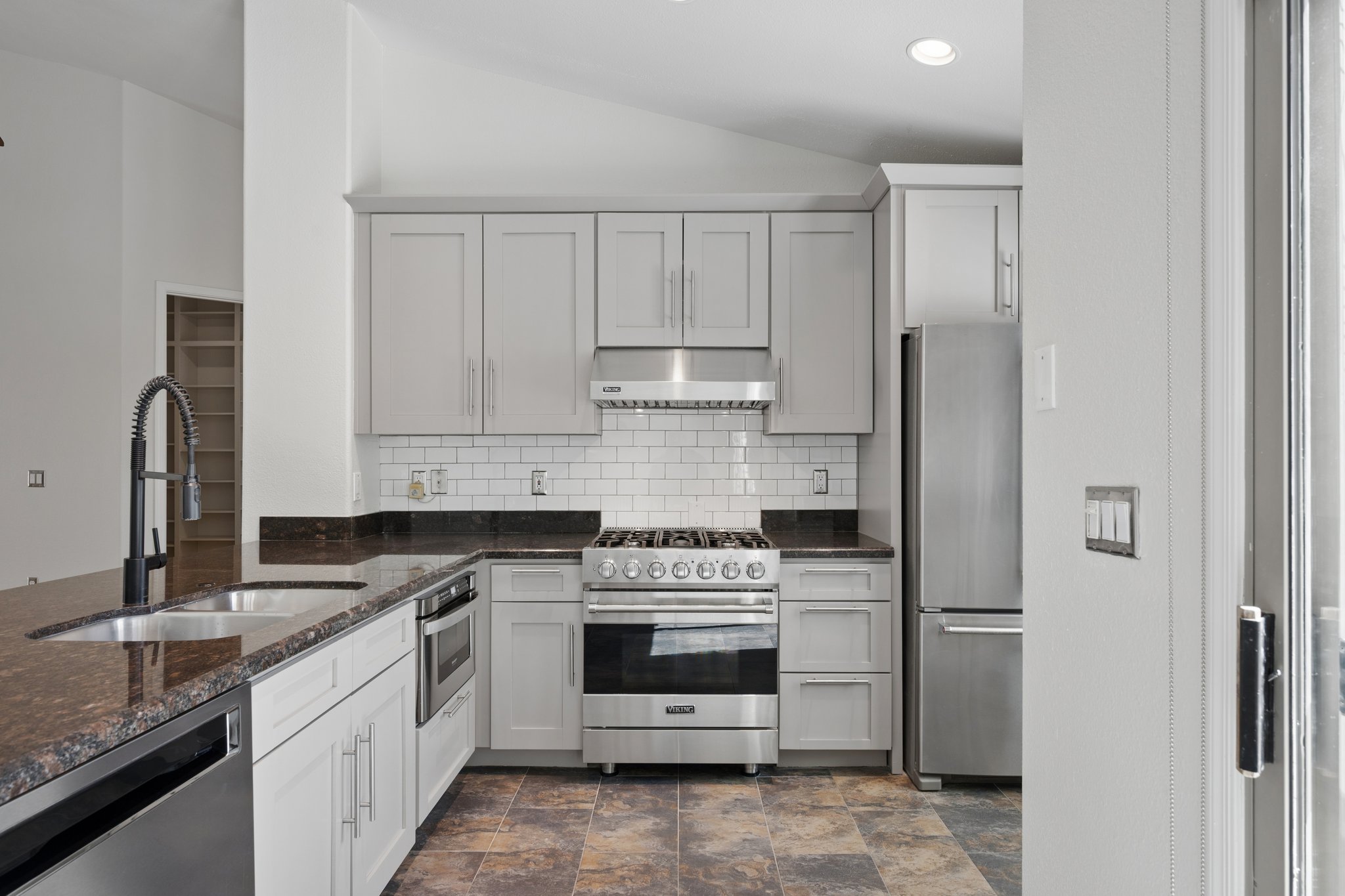 7520 E Earll Dr 44 - 015.jpg