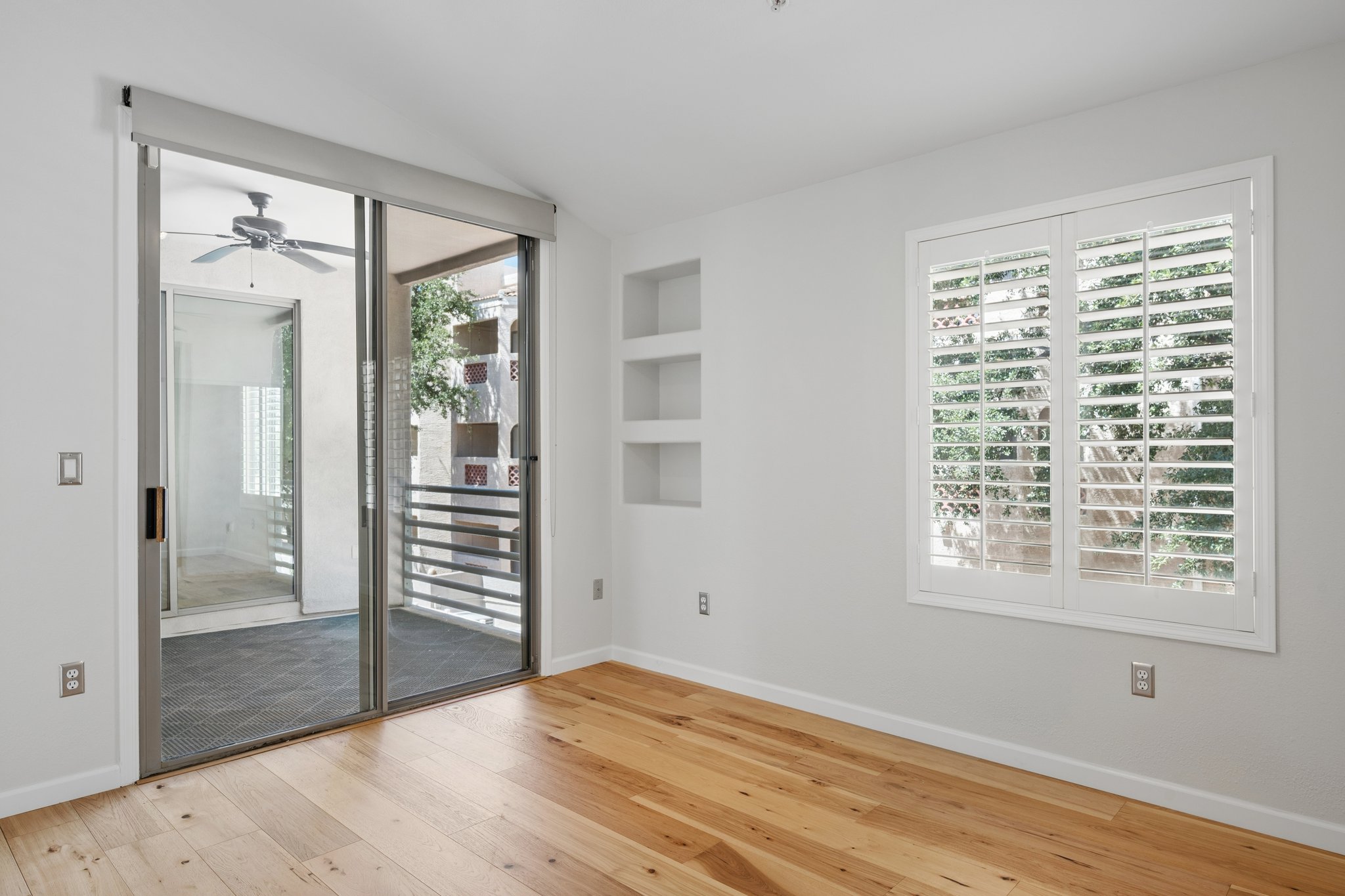 7520 E Earll Dr 44 - 024.jpg