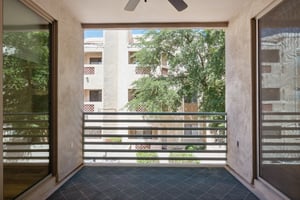 7520 E Earll Dr 44 - 032.jpg