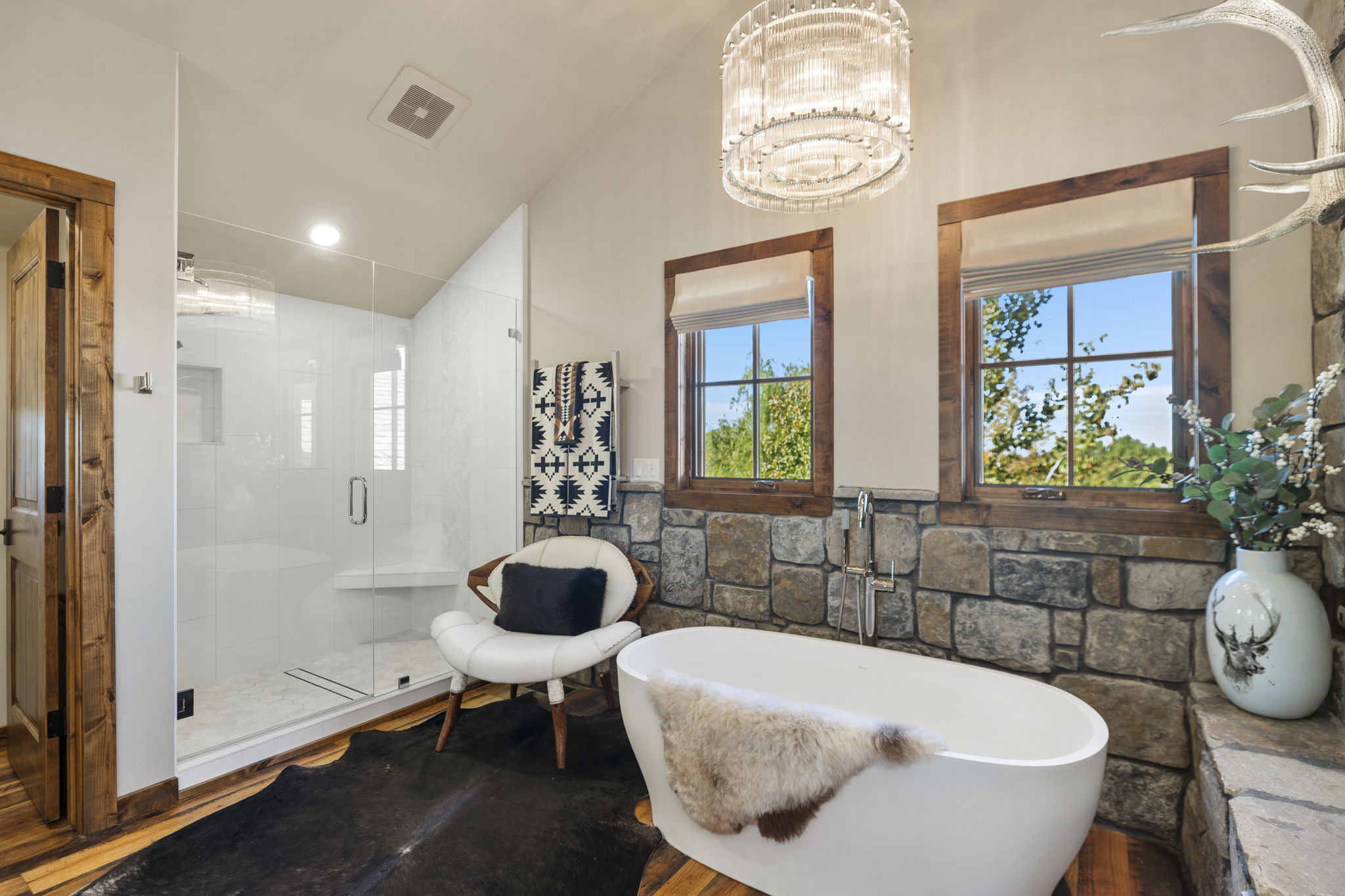 Primary Suite Bath 3