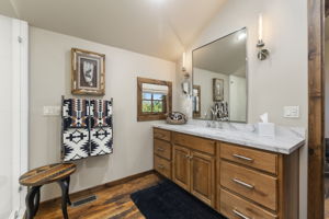 Secondary Suite Bath 2