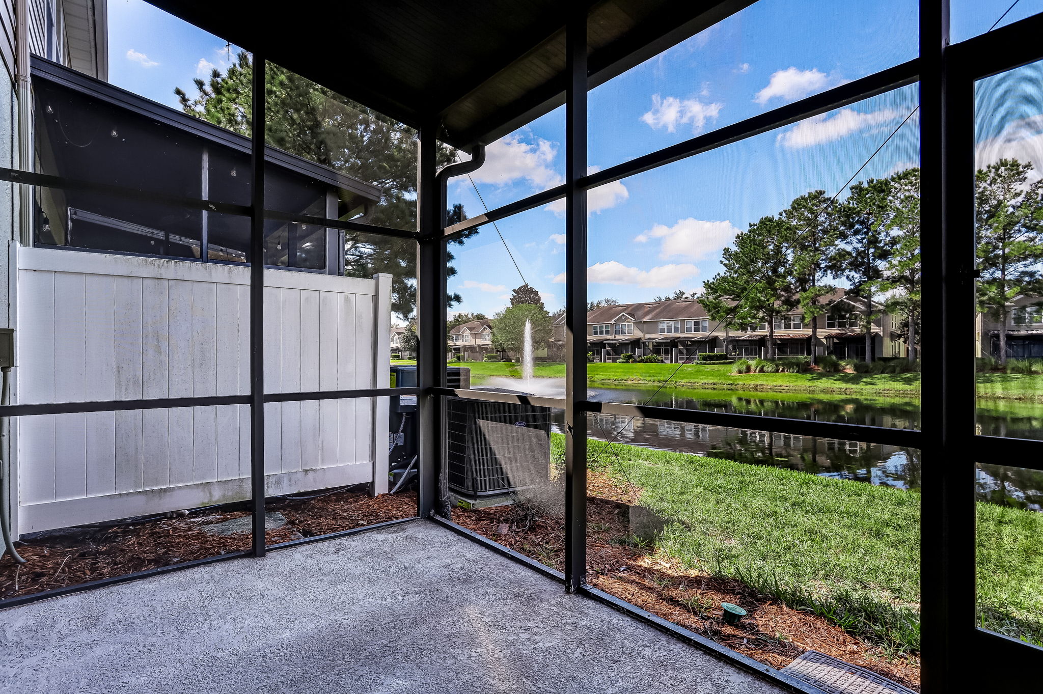 Screened-in Porch