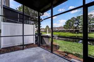 Screened-in Porch