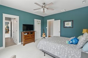  Photo 48
