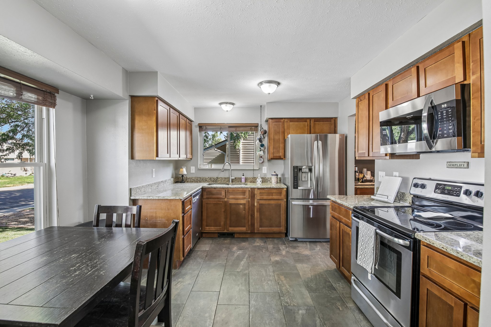 Benton St-S2907-012.jpg