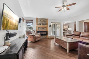Benton St-S2907-008.jpg