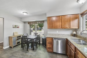Benton St-S2907-014.jpg