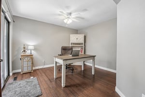 Benton St-S2907-015.jpg