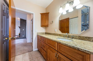 Bathroom 2c