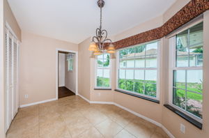 Breakfast Nook 2-2