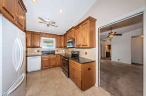 Kitchen 4-2